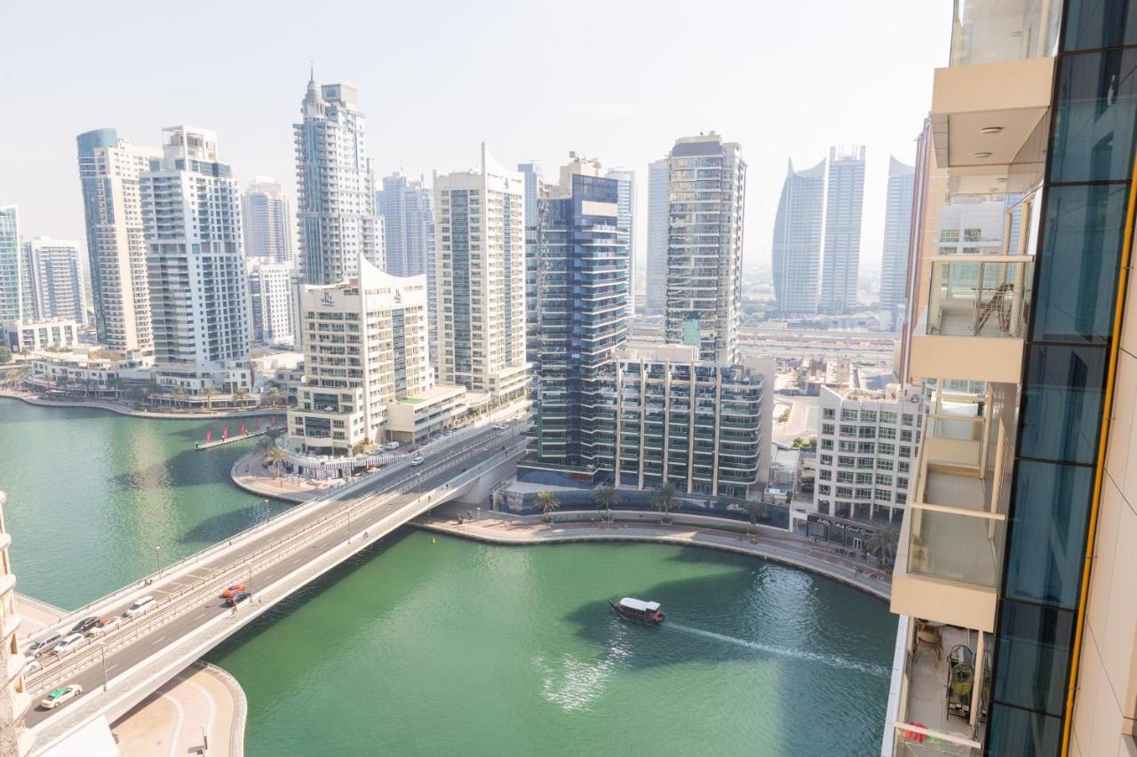 Spacious 1Br With Full Marina View Dubai Exterior photo