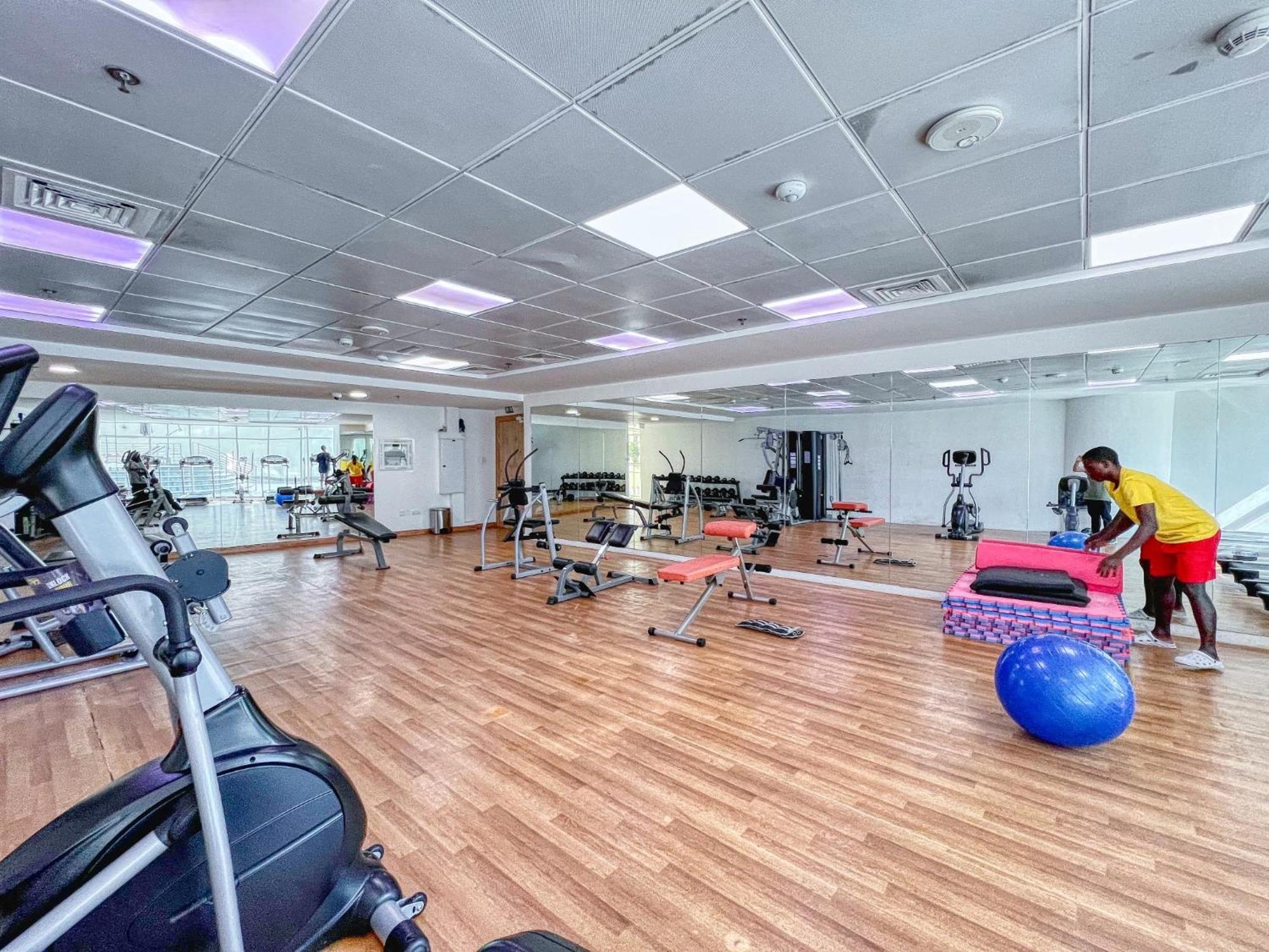 Spacious 1Br With Full Marina View Dubai Exterior photo